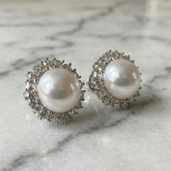 Harry Winston 3.20 Carat Platinum Diamond & Pearl Earrings