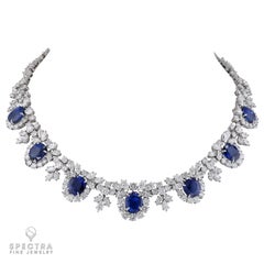 Harry Winston 32.63 cts. Collier en platine avec saphir de Ceylan et diamant
