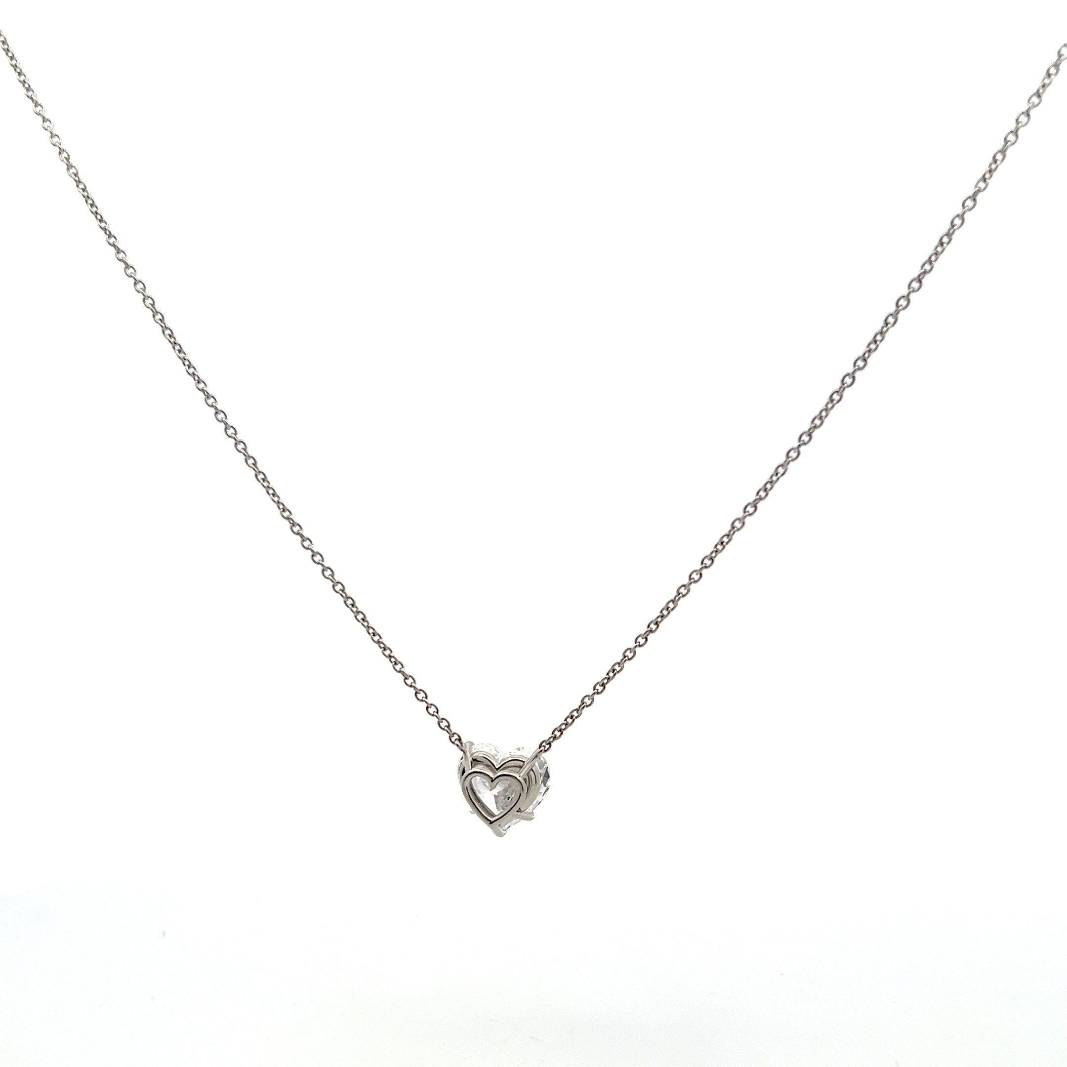 Harry Winston Collana con ciondolo in platino con diamante D VS1 a forma di cuore da 3,63 carati In condizioni buone in vendita a New York, NY