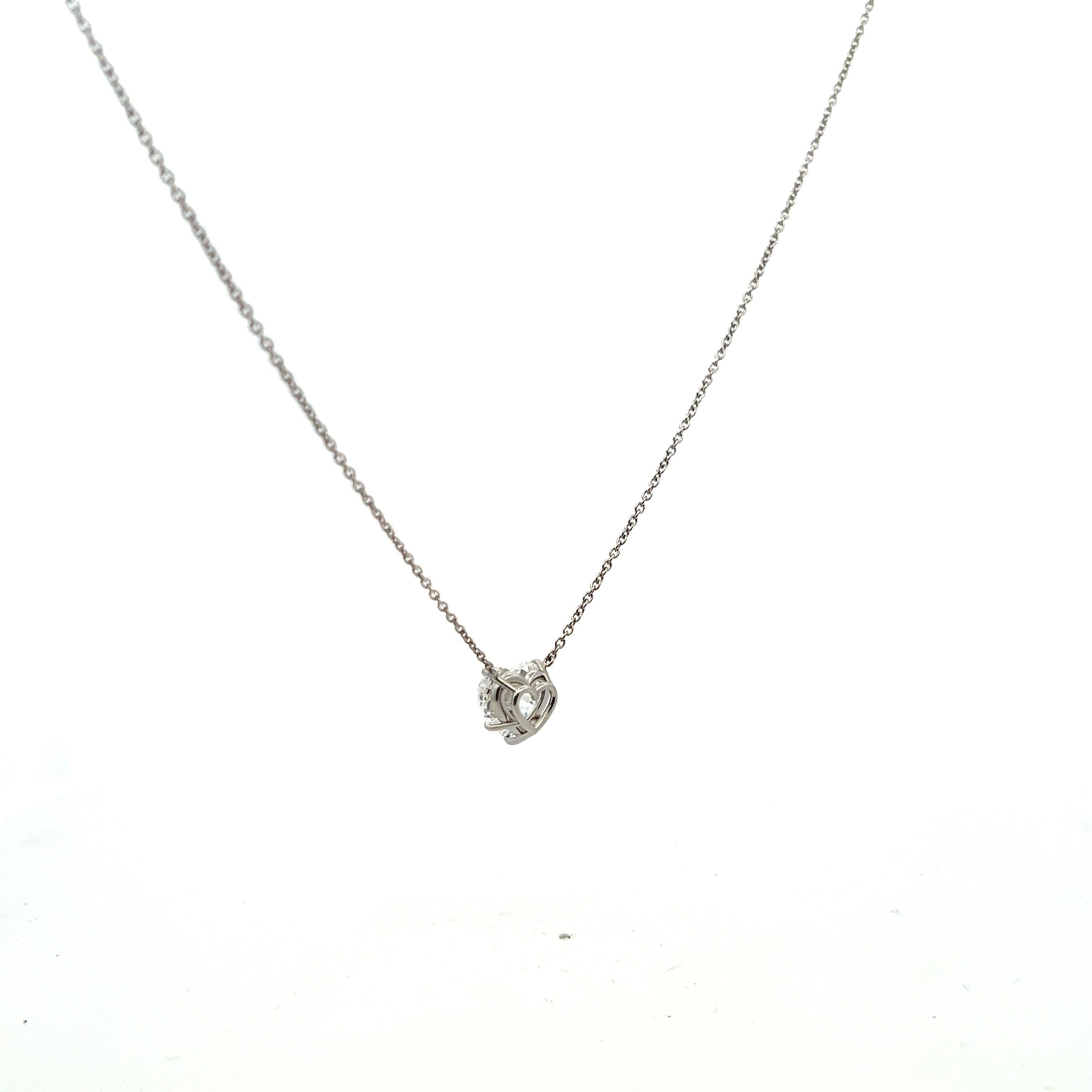 Harry Winston Collana con ciondolo in platino con diamante D VS1 a forma di cuore da 3,63 carati in vendita 1