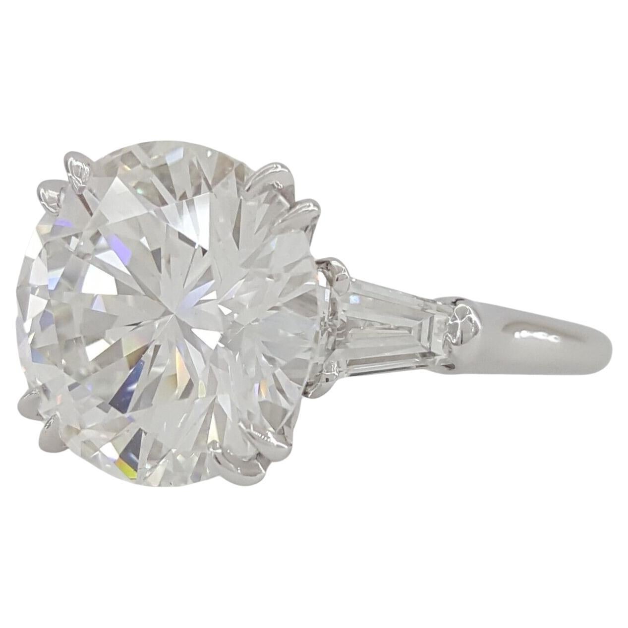 Modern HARRY WINSTON 4.49 Carat Investment Round Brilliant Cut Diamond Ring For Sale