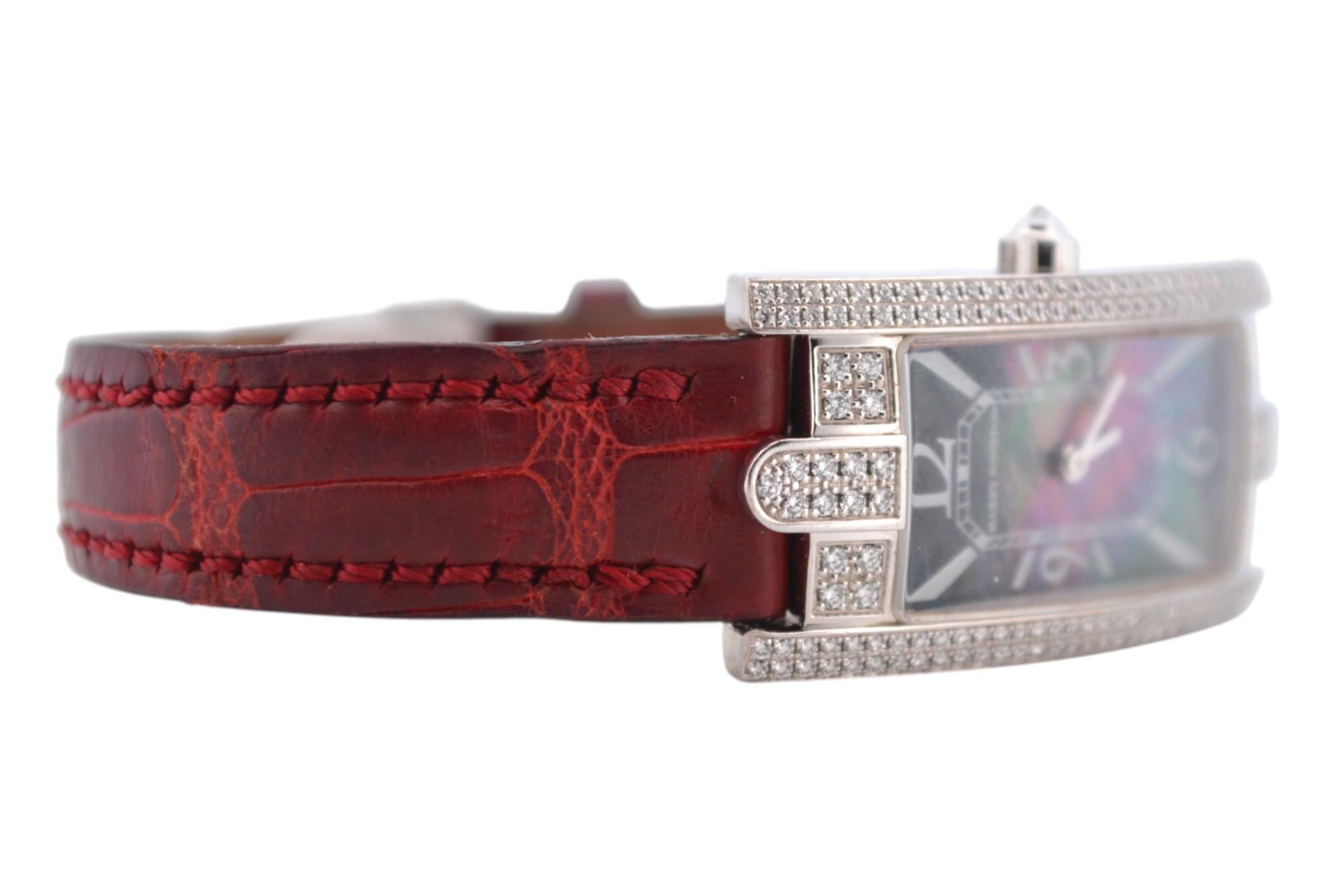Harry Winston Avenue C 39x19mm Or blanc Nacre Diamants Quartz Ref : 3 en vente 4