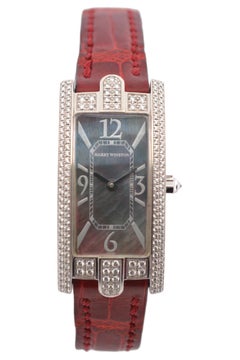 Harry Winston Avenue C 39x19mm Or blanc Nacre Diamants Quartz Ref : 3