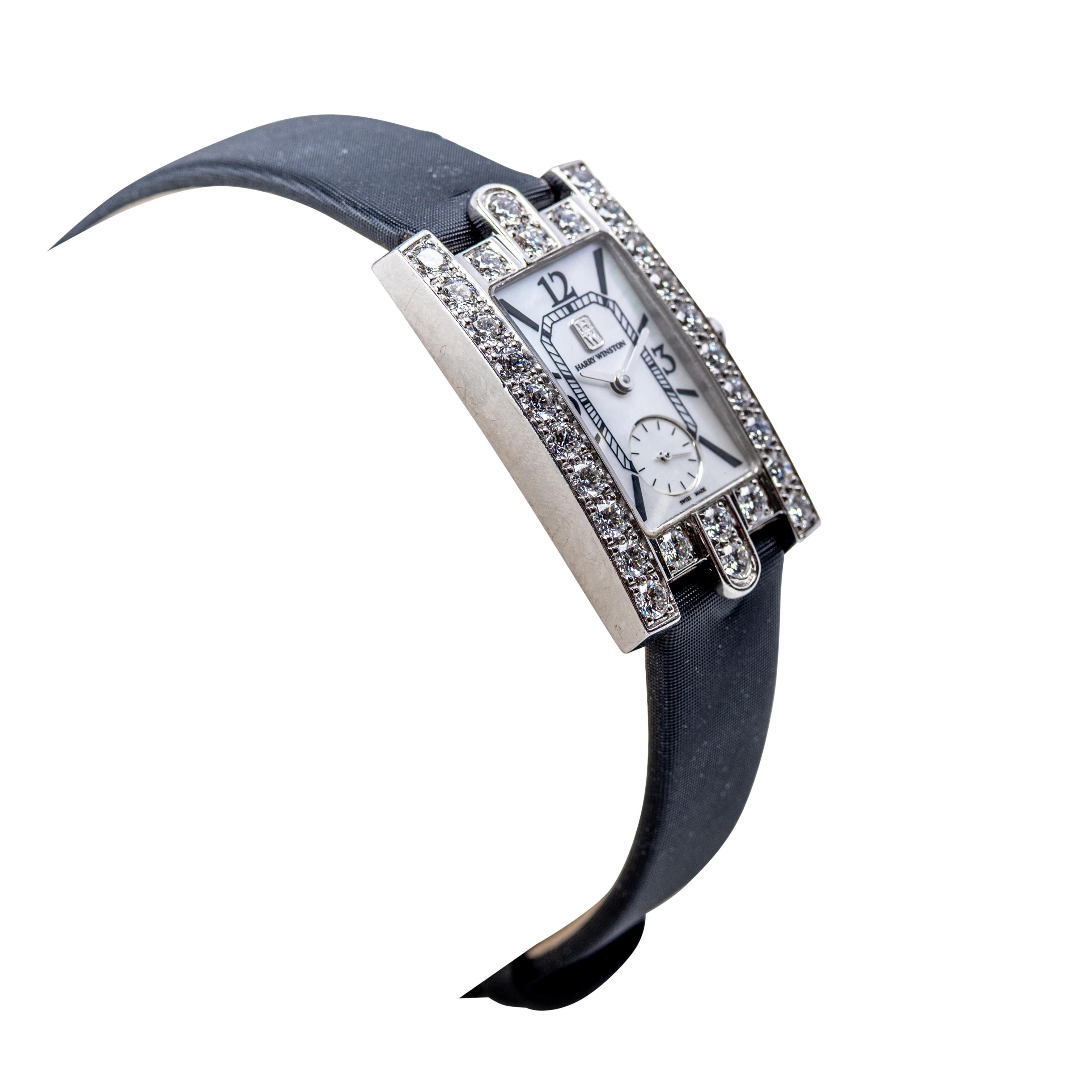 Harry Winston Avenue Collection'S Orologio da polso con diamante in vendita 1