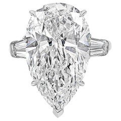 Harry Winston par Jacques Timey, bague de fiançailles à trois pierres avec diamant en forme de poire