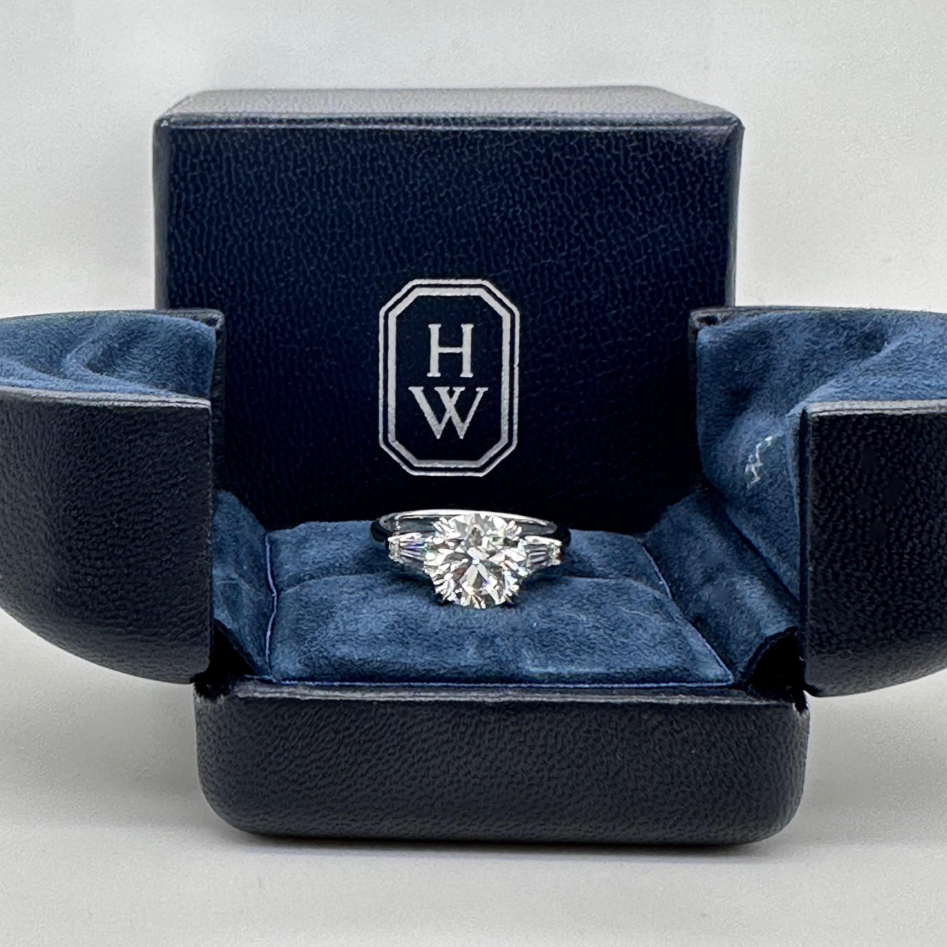 Harry Winston Diamond Engagement Ring Round 2.30 cts F VS2 With Baguettes 3