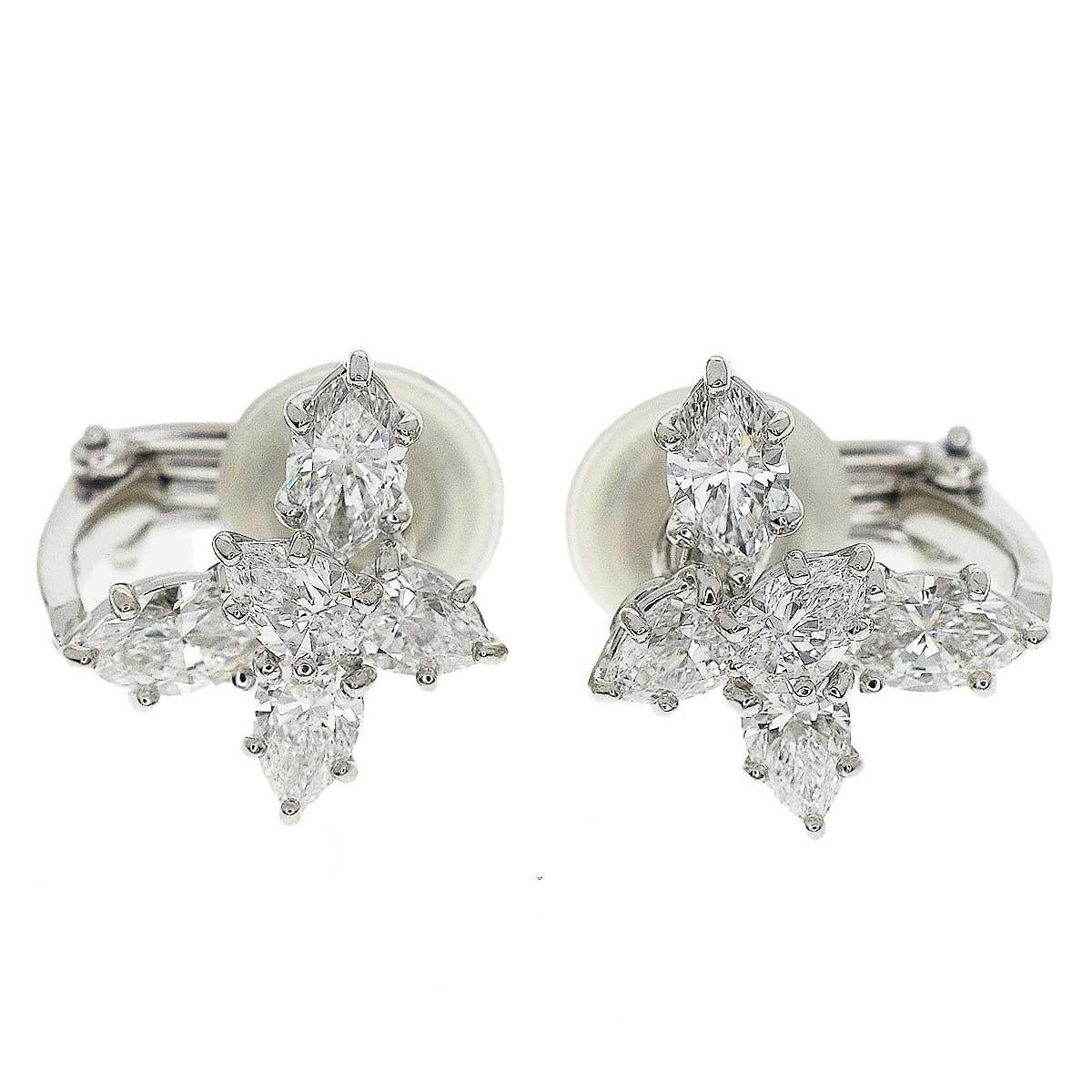 Brand:HARRY WINSTON
Reference price:JPY4,488,000YEN(included tax)
Name:Winston Cluster by Harry Winston, Small Diamond Earrings
Material:4P marquis, 6P pear shape diamond (D2.58ct), Pt950 platinum
Comes with:Harry Winston Case, HW Repair Receipt