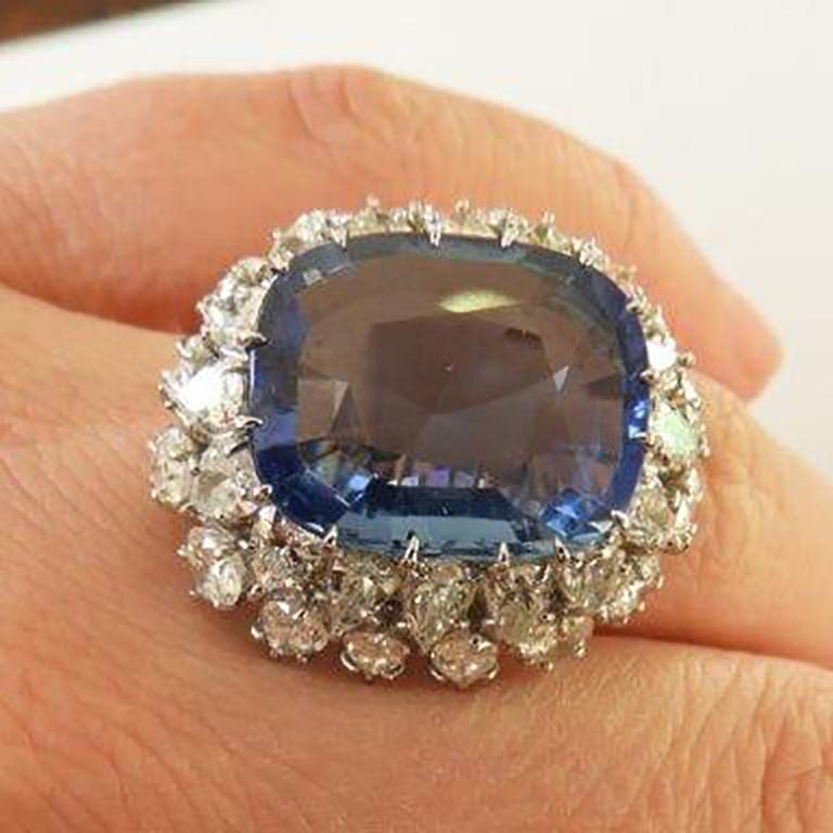 Women's Harry Winston Cluster Ceylon Sapphire and Diamond Ring in Platinum Setting