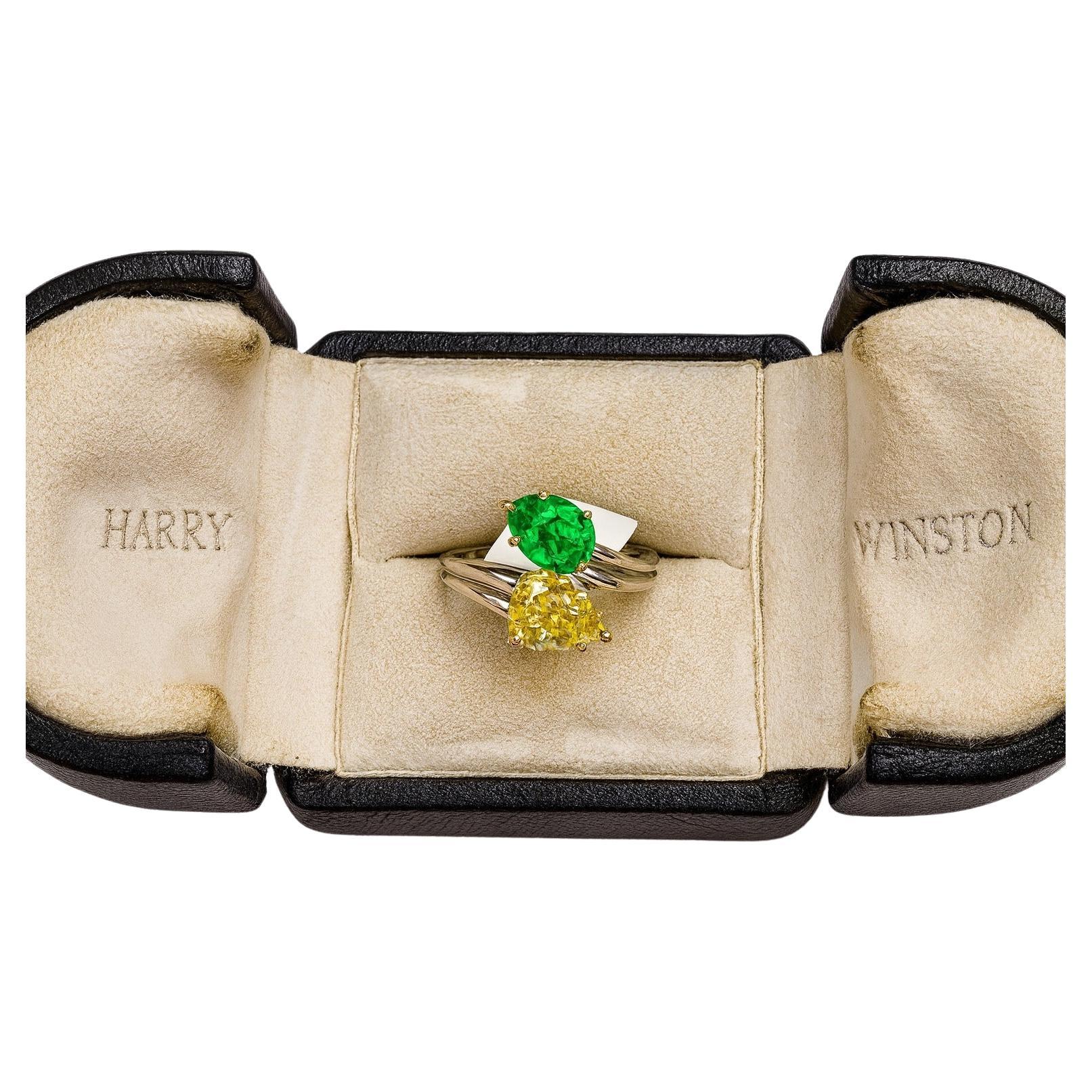 Harry Winston Kolumbianischer Smaragd & Fancy Vivid Yellow Diamond Platin im Zustand „Hervorragend“ im Angebot in Chicago, IL