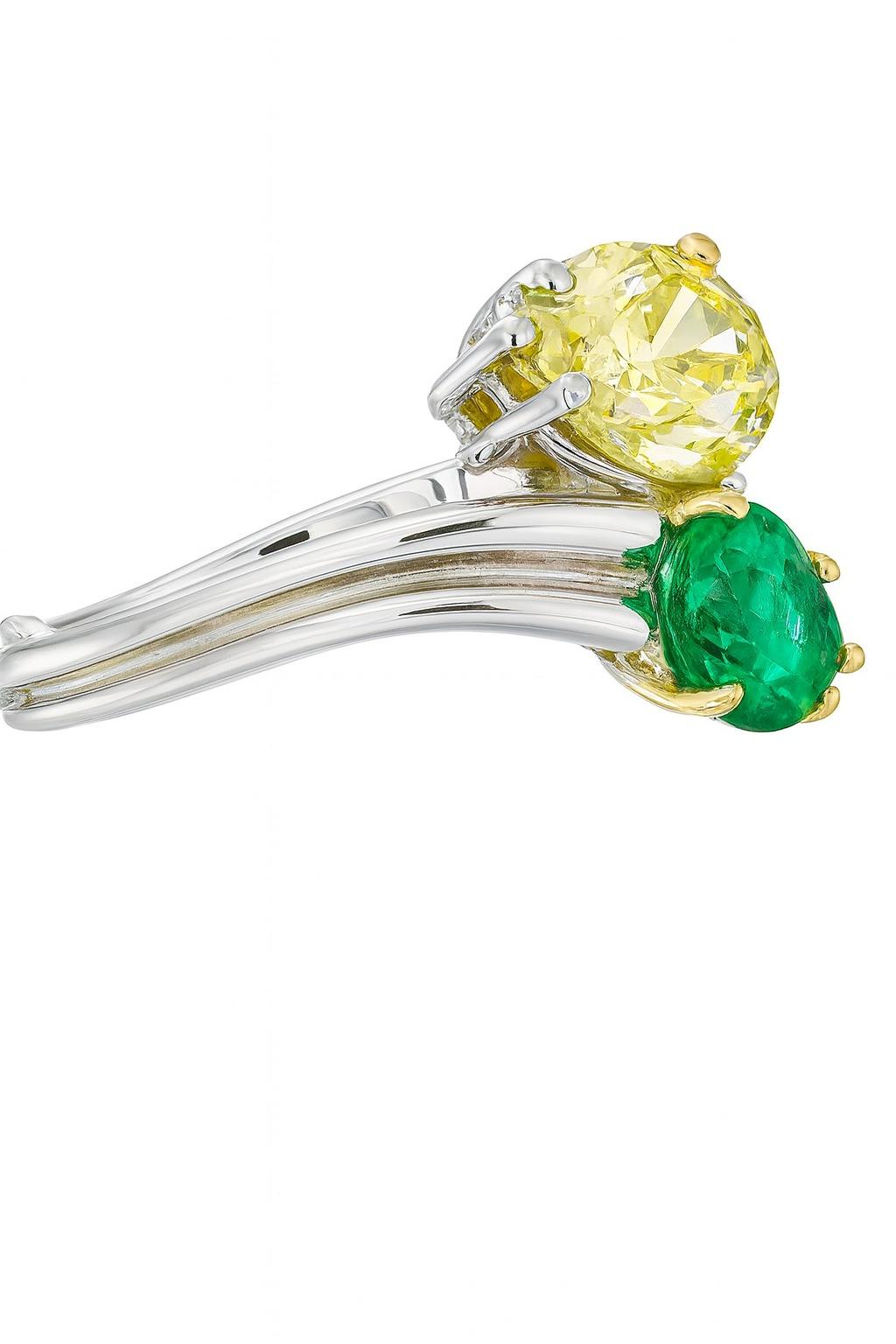Harry Winston Kolumbianischer Smaragd & Fancy Vivid Yellow Diamond Platin Damen im Angebot