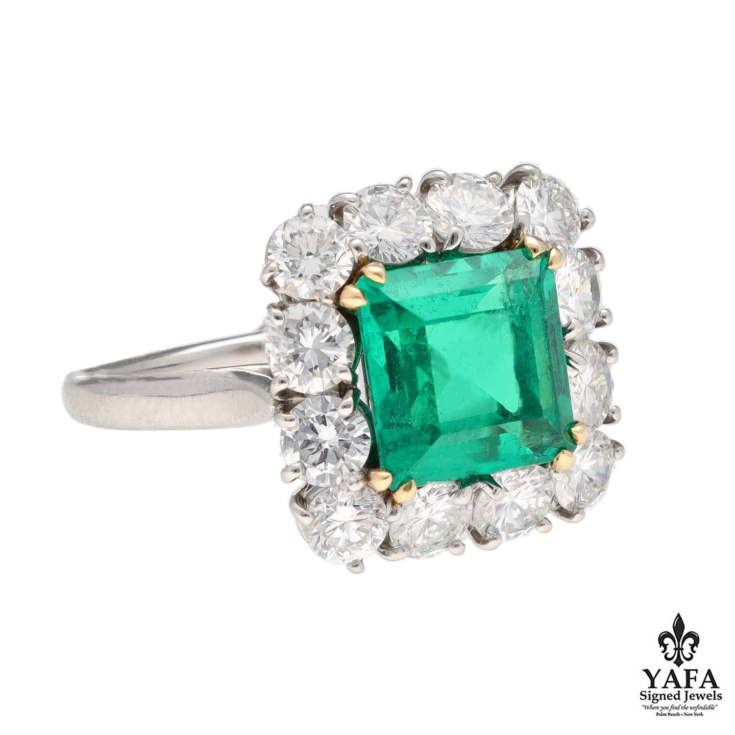 Square Cut HARRY WINSTON Colombian Emerald For Sale