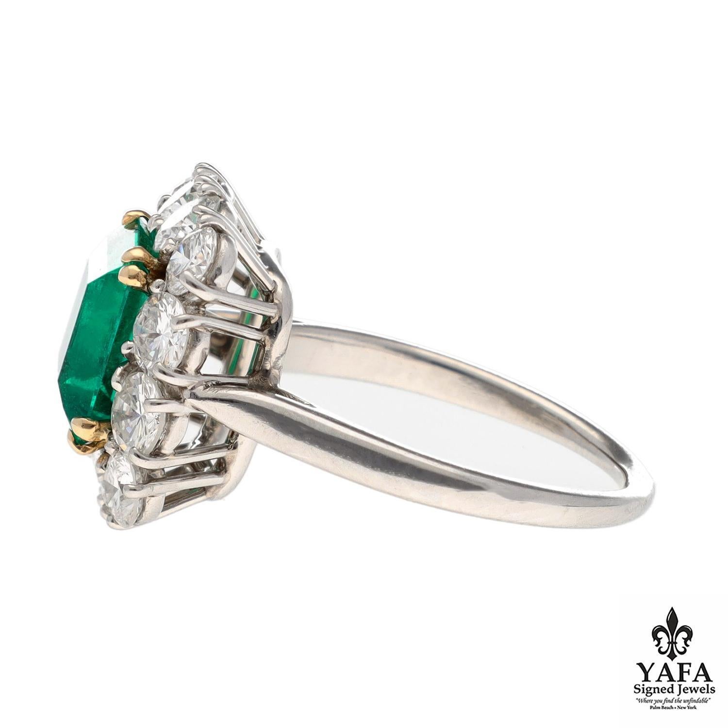HARRY WINSTON Colombian Emerald In Excellent Condition For Sale In New York, NY