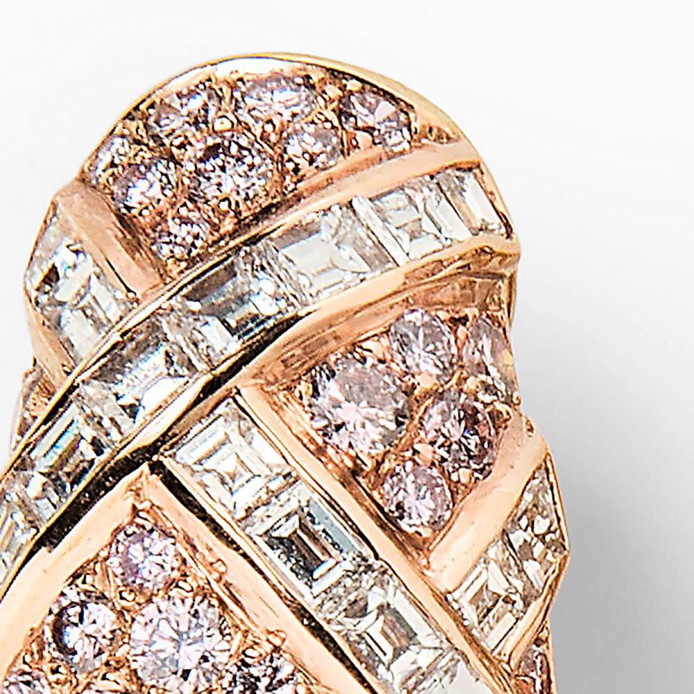 Harry Winston Colored Diamond and Diamond Earrings In Excellent Condition In Weston, MA