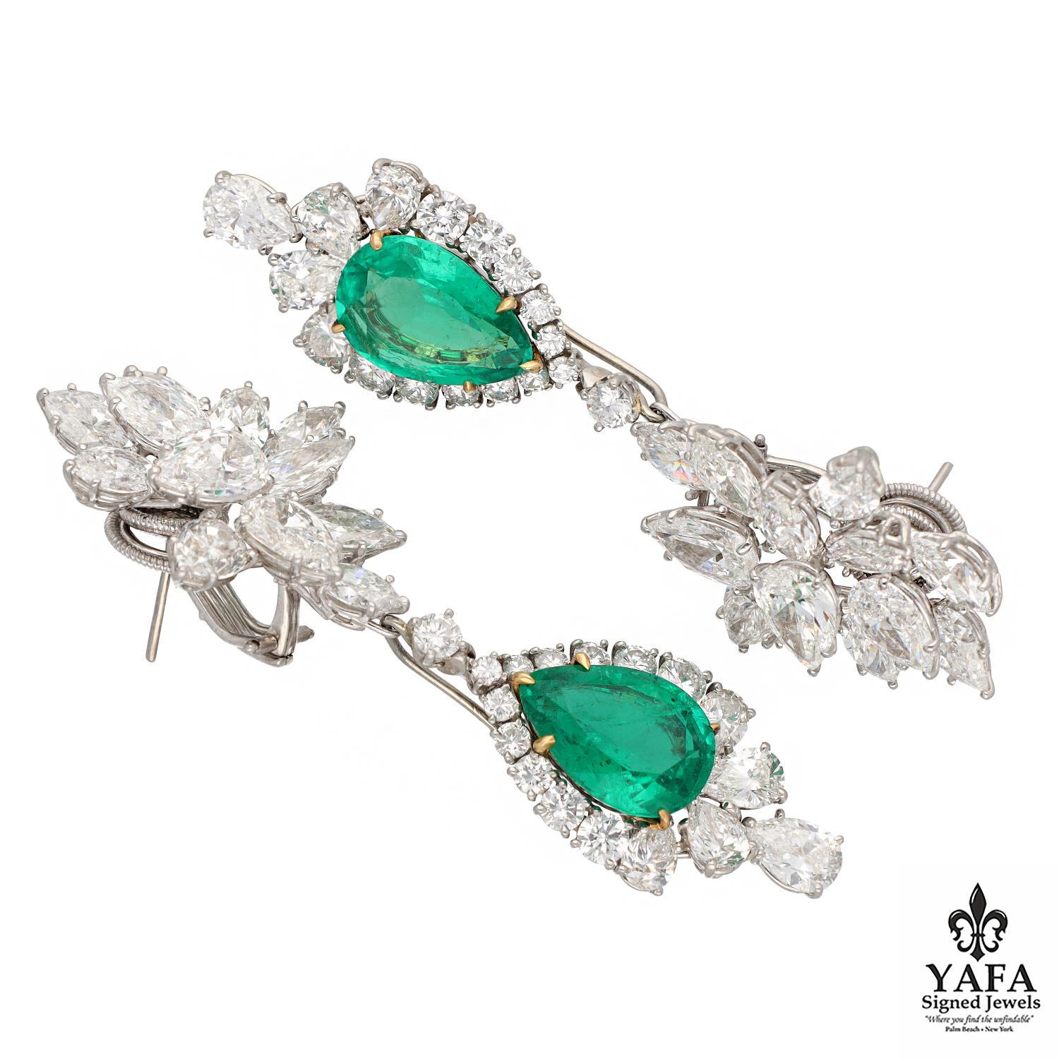 HARRY WINSTON Diamond and Emerald Ear Clips In Excellent Condition For Sale In New York, NY