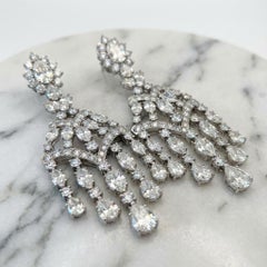 Harry Winston Diamond Dangling Earrings – Platinum