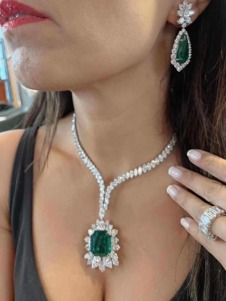 harry winston emerald necklace