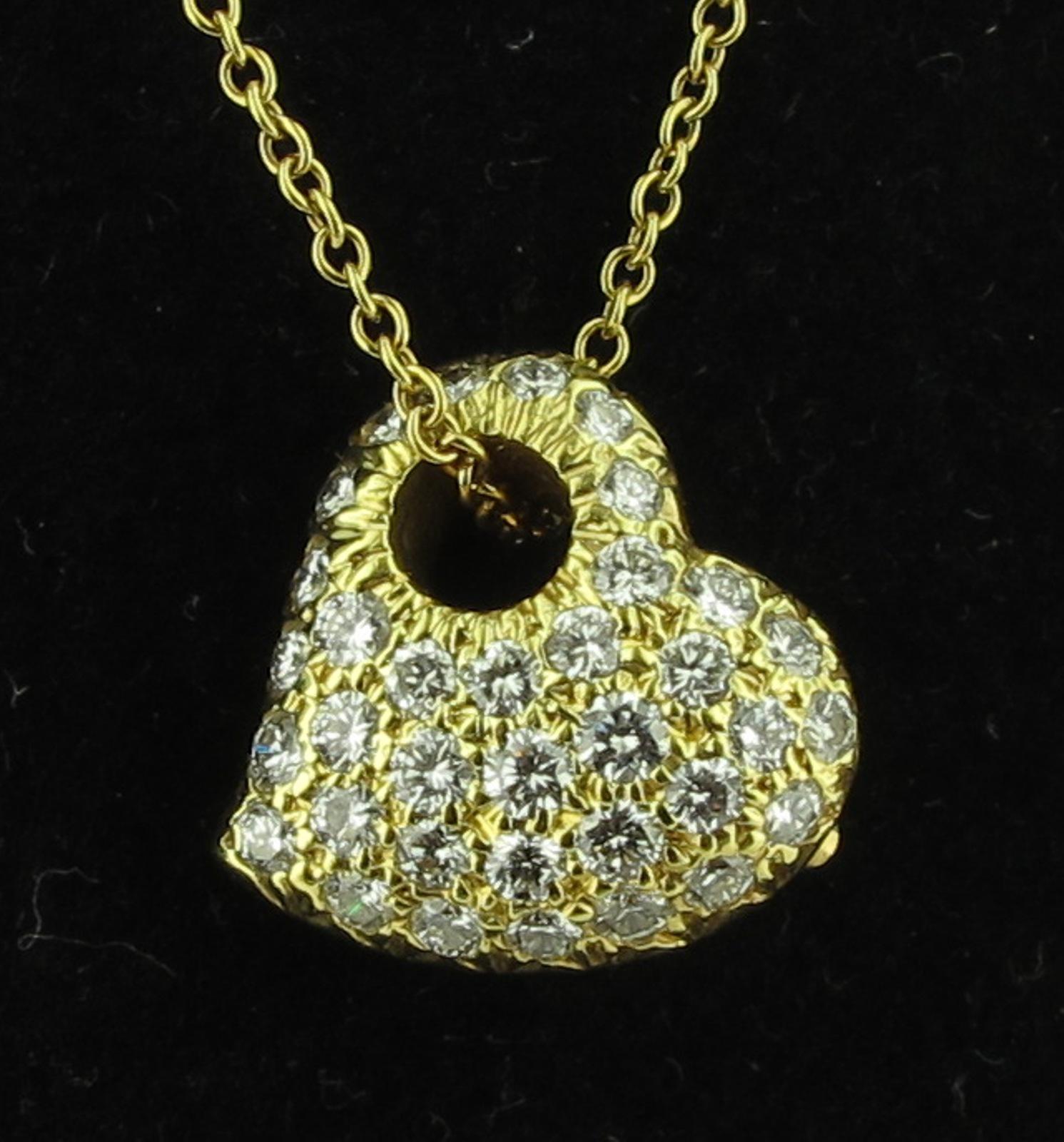 Harry Winston Diamond Heart Pendant, Set in 18 Karat Yellow Gold In Excellent Condition In Palm Desert, CA