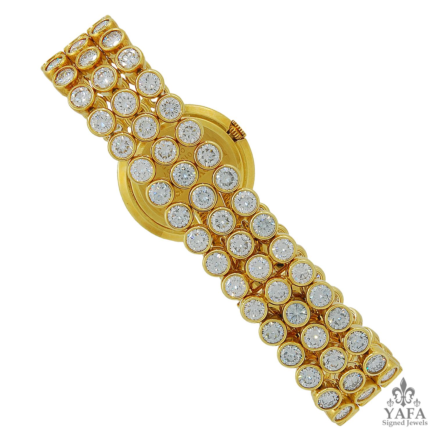 Harry Winston Diamond Gold Three Strand Ladies Watch
18k yellow gold ladies watch, set with round brilliant-cut diamonds, signed Harry Winston
inner-circumference approx.- 6″; quartz movement
Signed “Harry Winston“, circa 1990s
