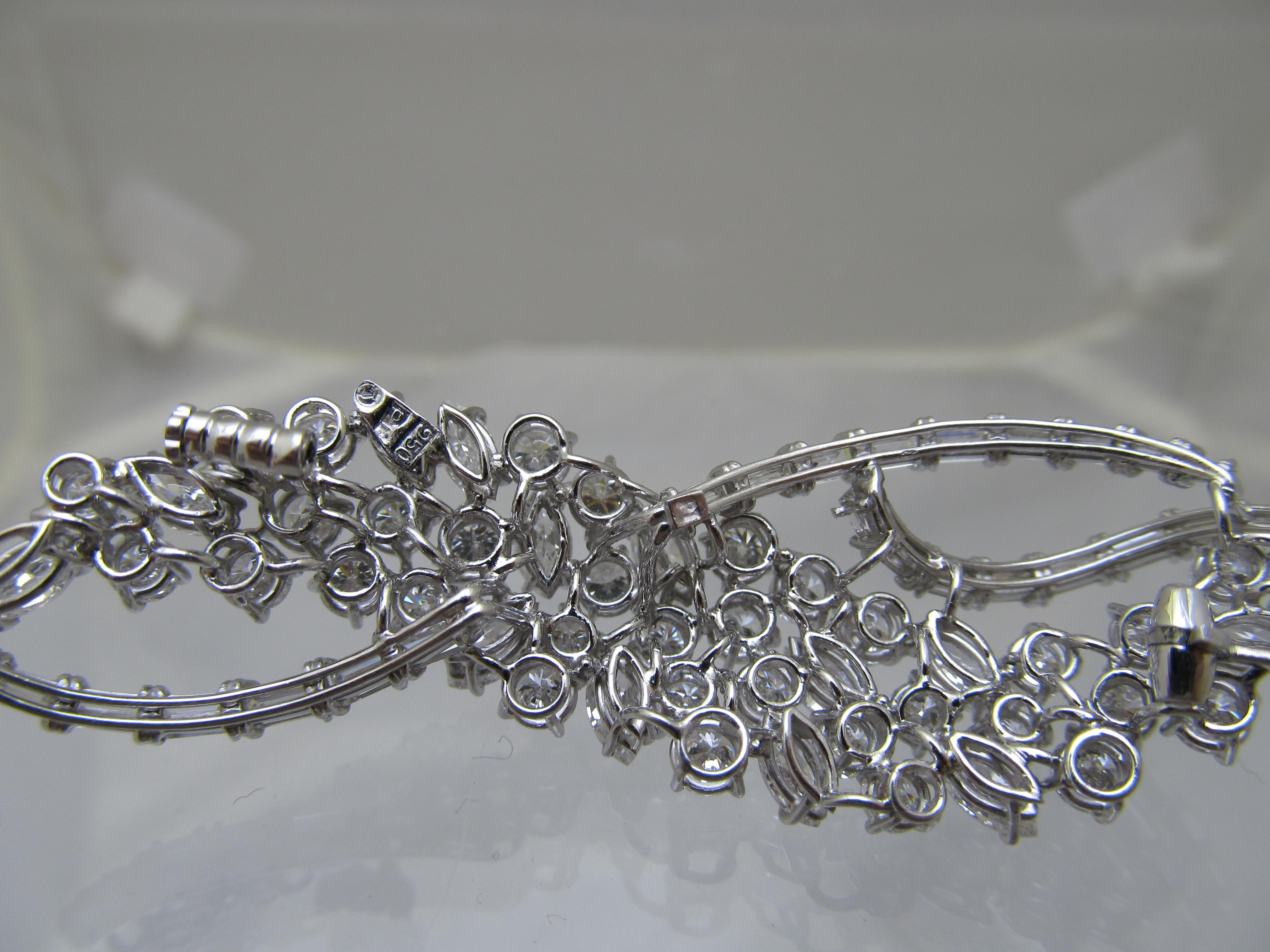 Harry Winston Diamond Platinum Wave Brooch In New Condition For Sale In New York, NY