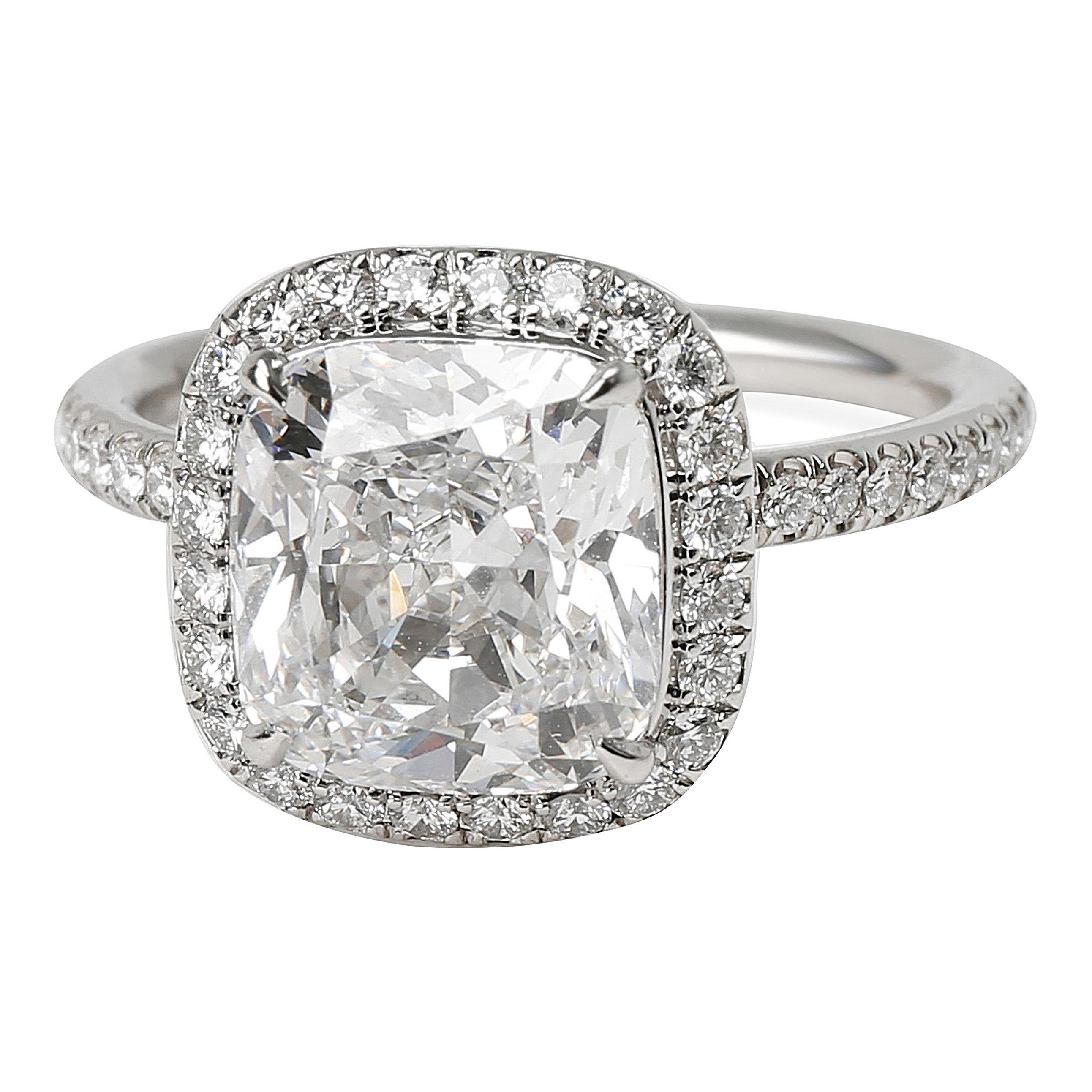 Harry Winston Diamond Engagement Ring in Platinum '2.66 Carat Cushion D/VVS2'