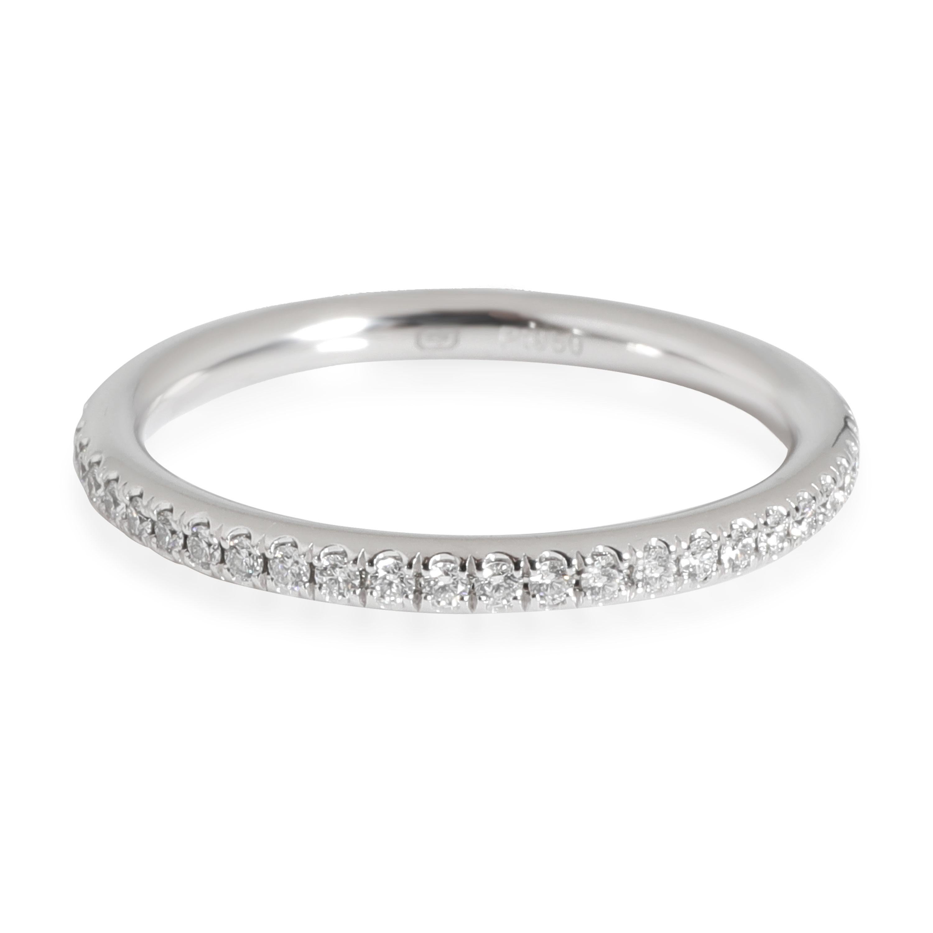 Harry Winston Diamond Wedding Band in Platinum 0.27 CTW

PRIMARY DETAILS
SKU: 116105
Listing Title: Harry Winston Diamond Wedding Band in Platinum 0.27 CTW
Condition Description: Retails for 6500 USD. In excellent condition and recently polished.