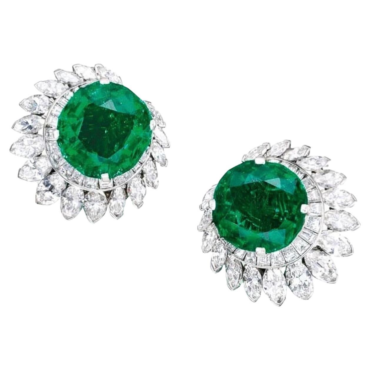 Harry Winston Emerald and Diamond Ear Clips in Platinum. For Sale