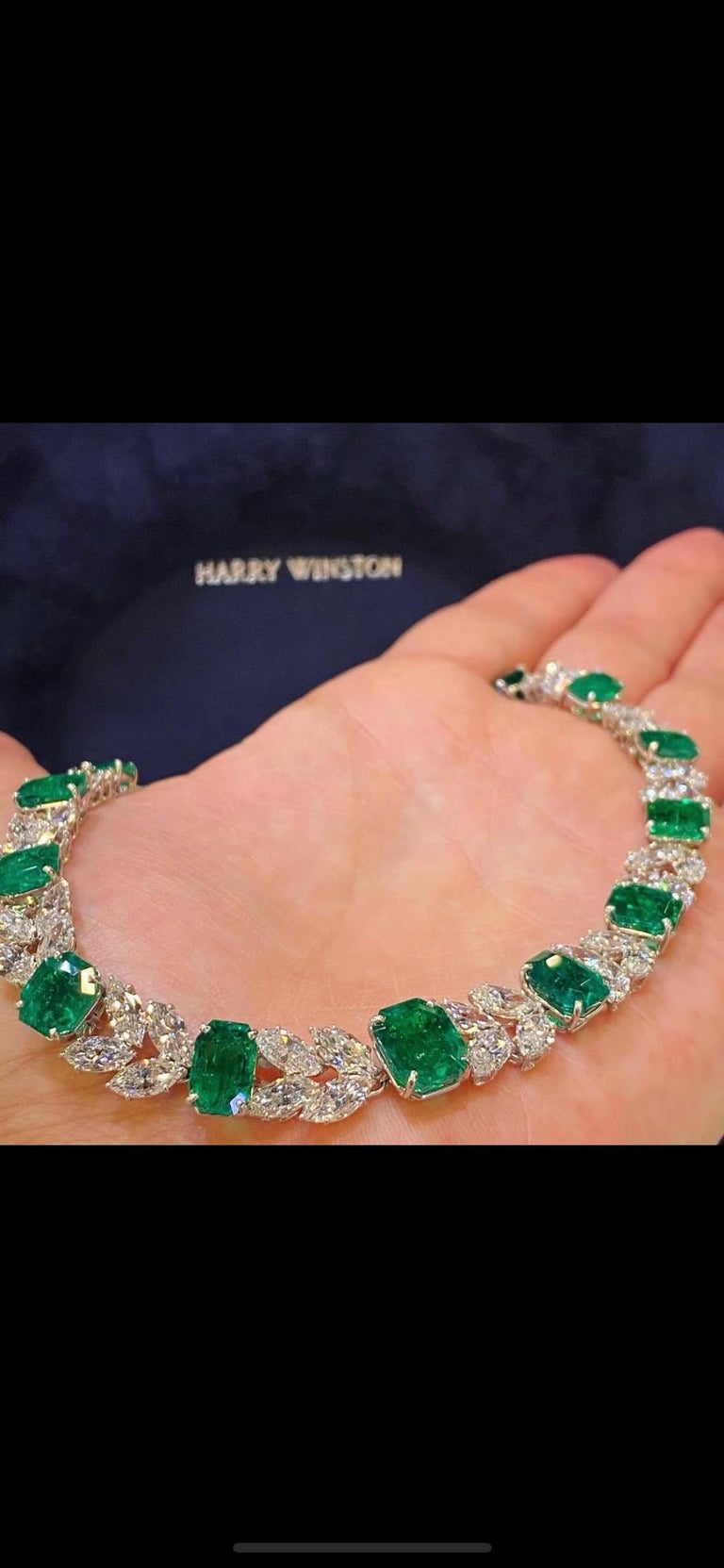 Harry Winston Emerald and Diamond Necklace For Sale at 1stDibs