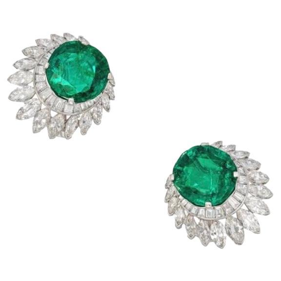 Harry Winston Emerald and Diamond Stud Earrings in Platinum For Sale at