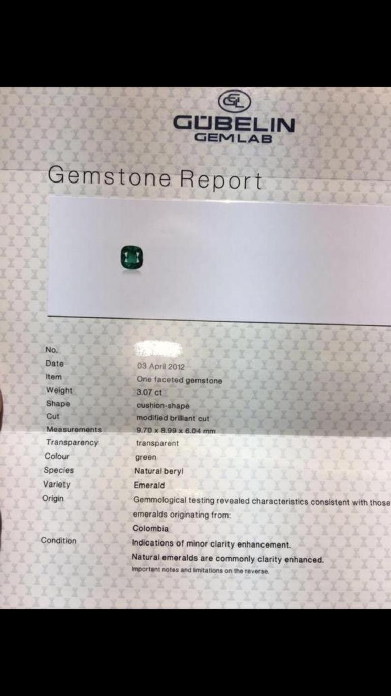 Moderno Orecchini in platino con smeraldo e diamante di Harry Winston,  Gübelin Certificato in vendita