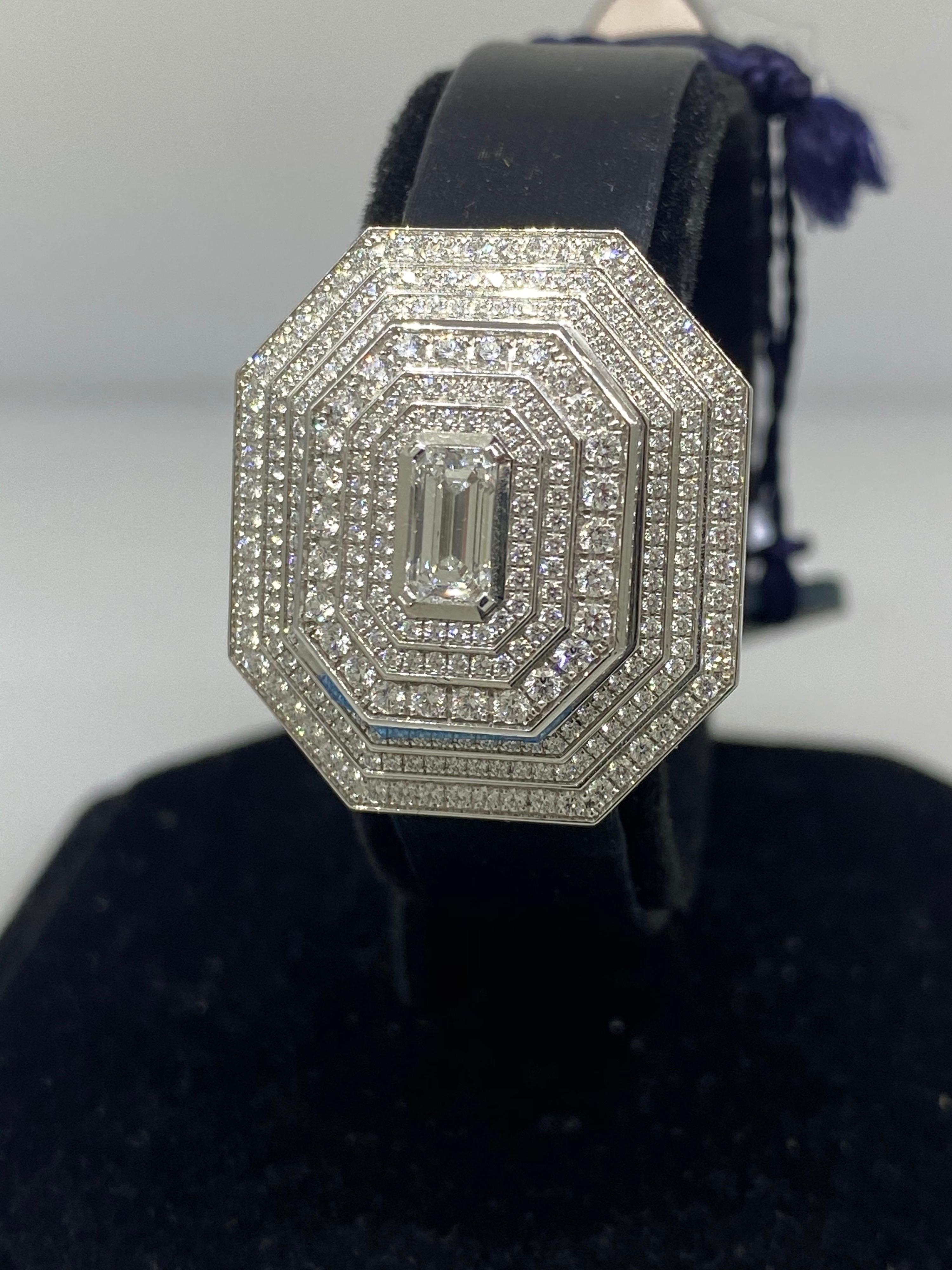 Harry Winston Emerald Signature White Gold Diamond Ladies Watch 542/LQWL.M/02 1