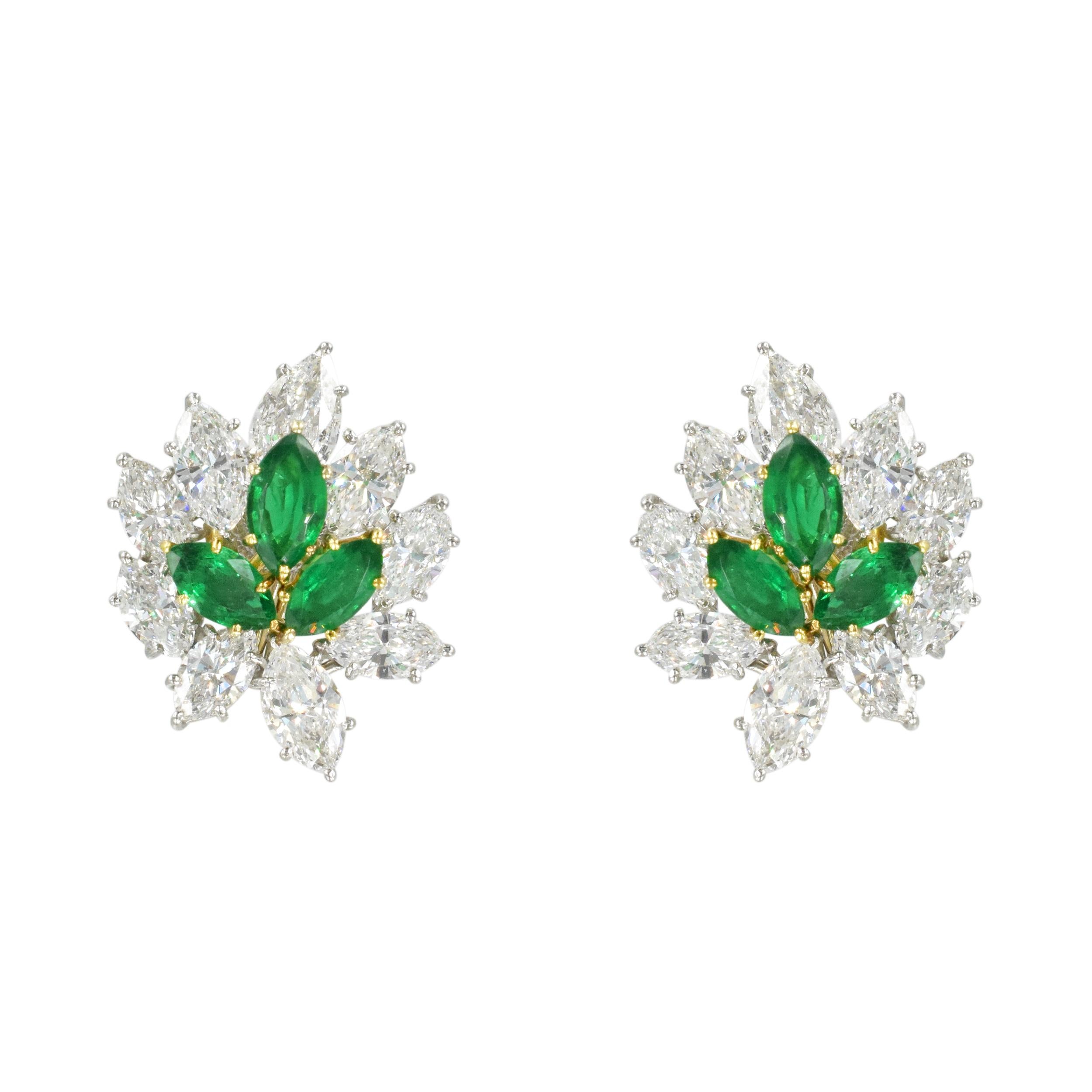 Harry Winston Smaragde, birnenförmige Diamant-Ohrringe im Zustand „Hervorragend“ im Angebot in New York, NY