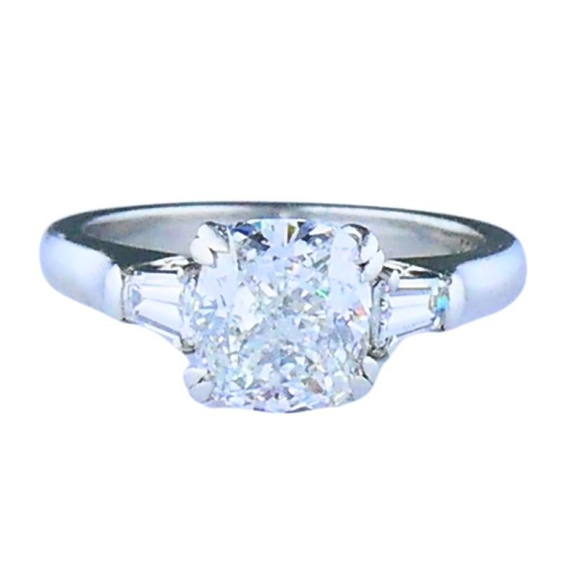 Bague de fiançailles Harry Winston Diamant taille coussin 1,77 carat F/VS2 GIA Estate en vente 7
