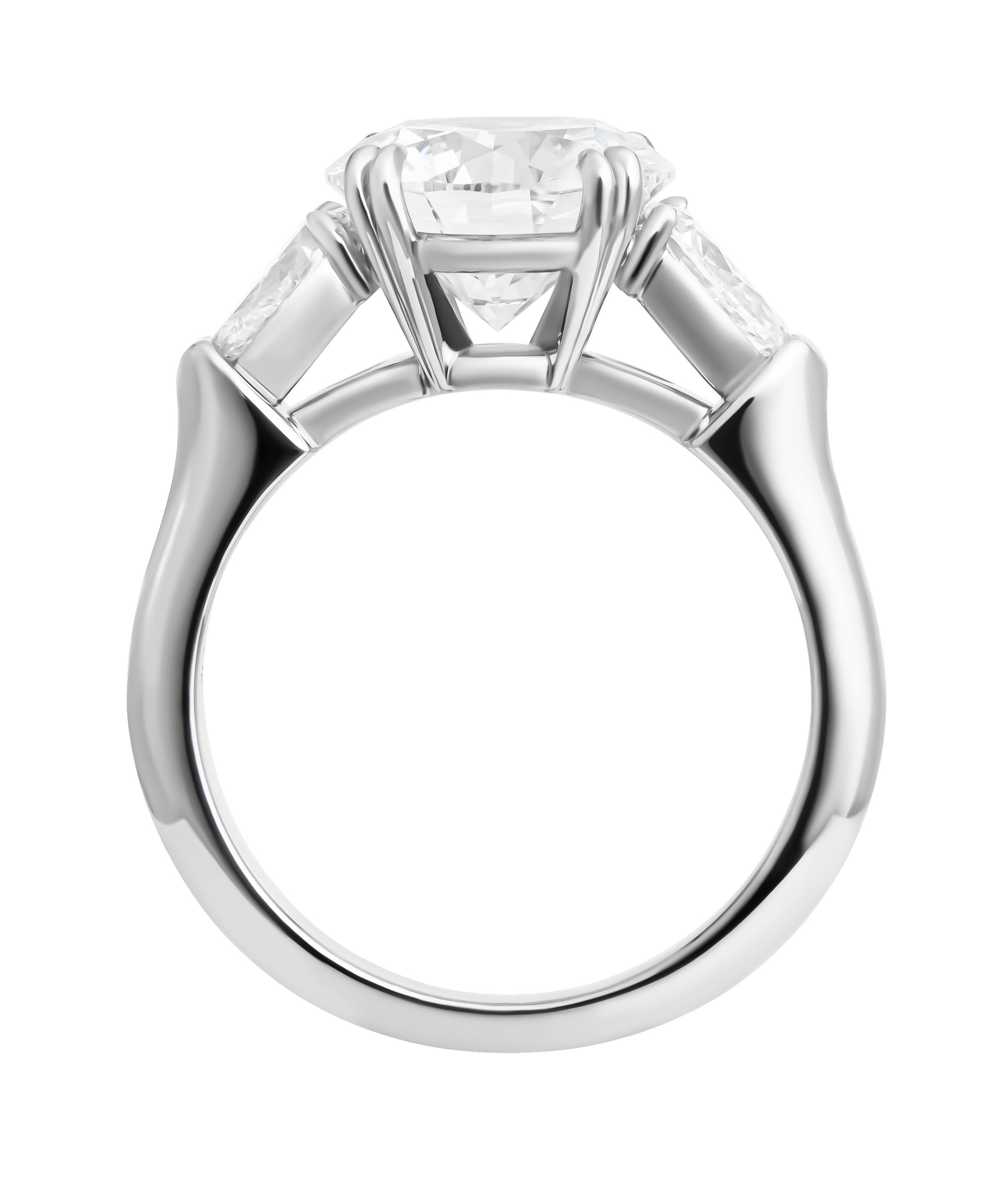 Round Cut Harry Winston Engagement Ring with 3.02ct E VVS1 Round For Sale