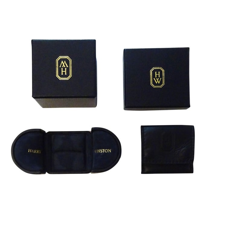 Harry Winston Me Not Sapphire and Diamond Flower Ring in