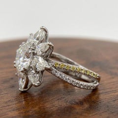 Harry Winston GIA 2,80 quilates E VVS1 Anillo en racimo de diamantes Fancy Yellow White