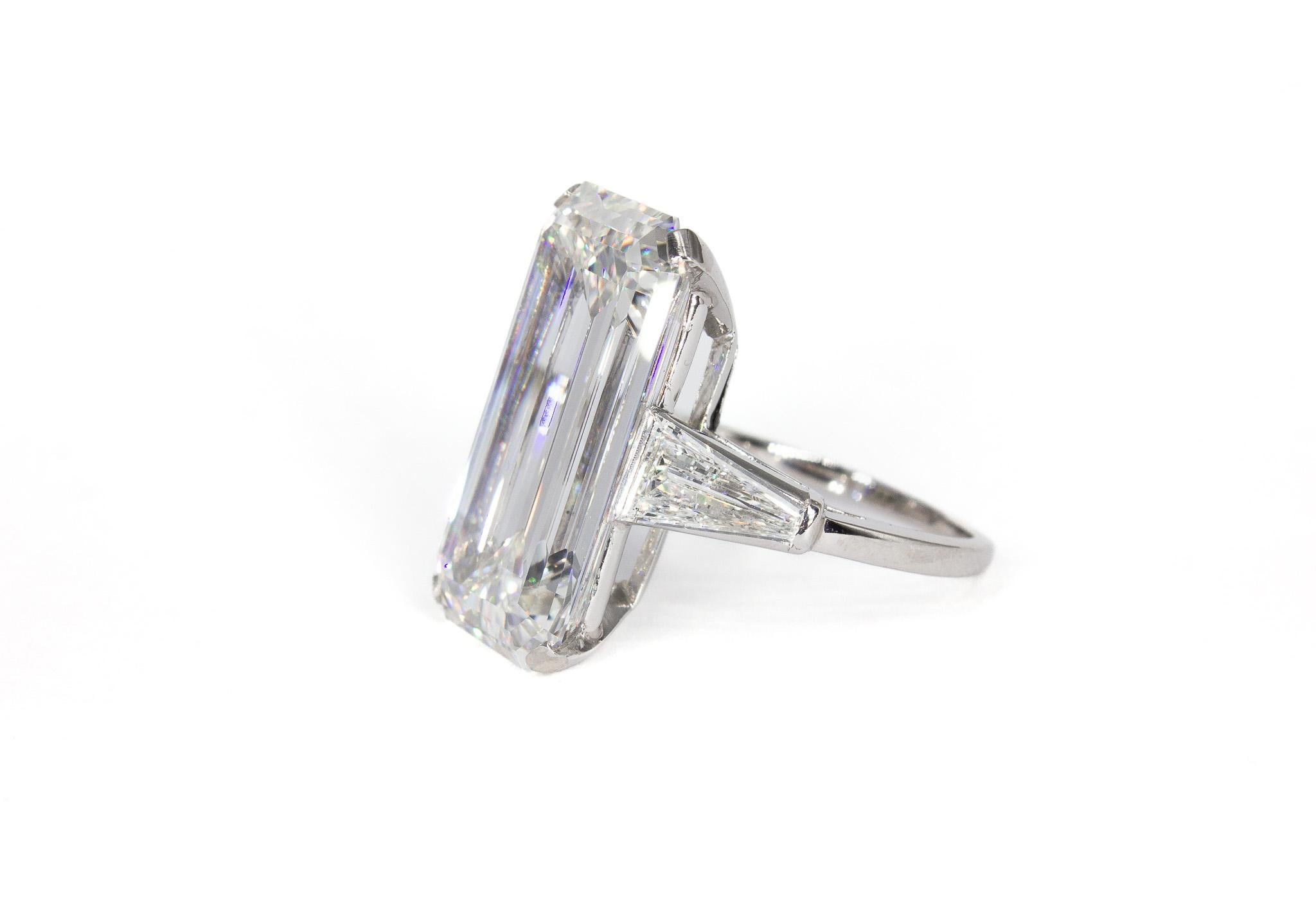 Harry Winston GIA Certified 16.67 Carat GIA I VVS1 Emerald Cut Diamond Ring In New Condition In New York, NY