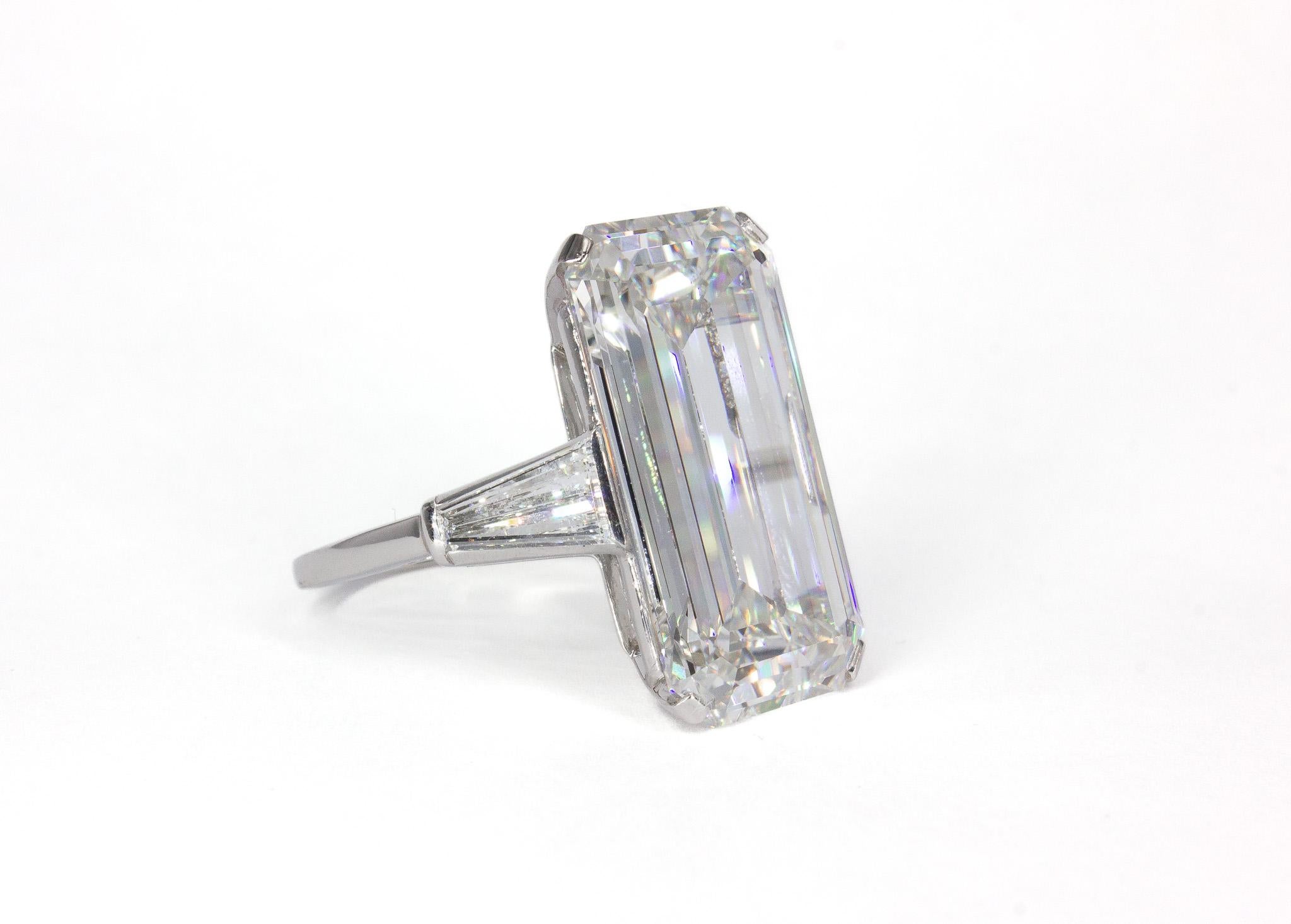 Harry Winston GIA Certified 16.67 Carat GIA I VVS1 Emerald Cut Diamond Ring 2