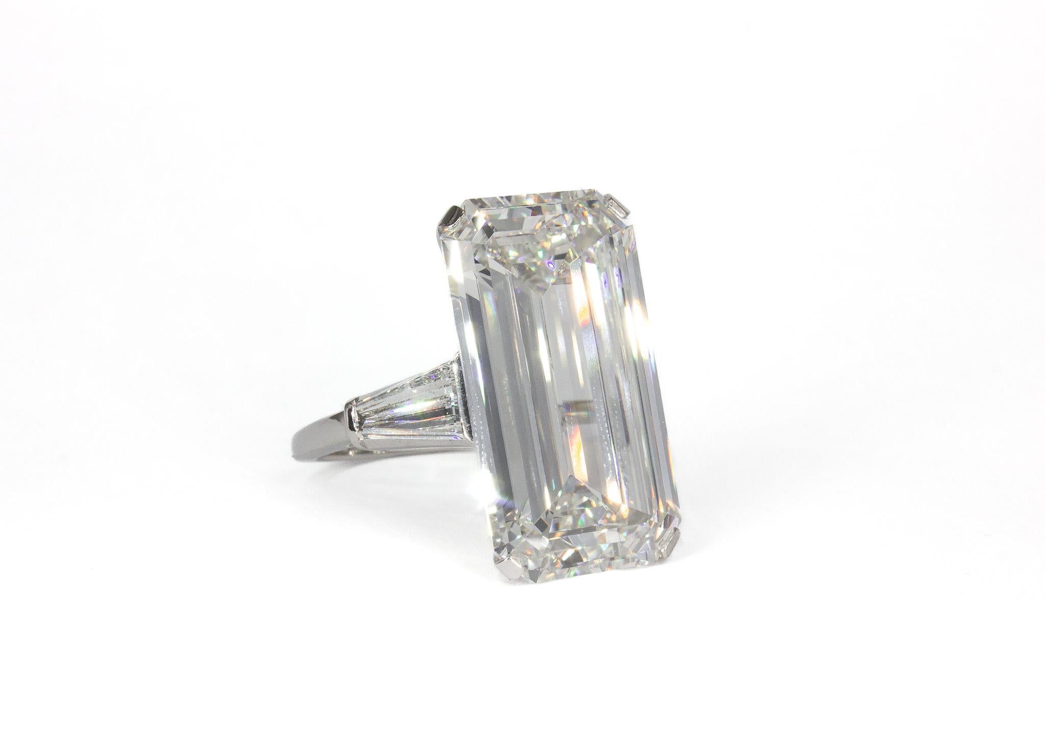 Harry Winston GIA Certified 16.67 Carat GIA I VVS1 Emerald Cut Diamond Ring 3