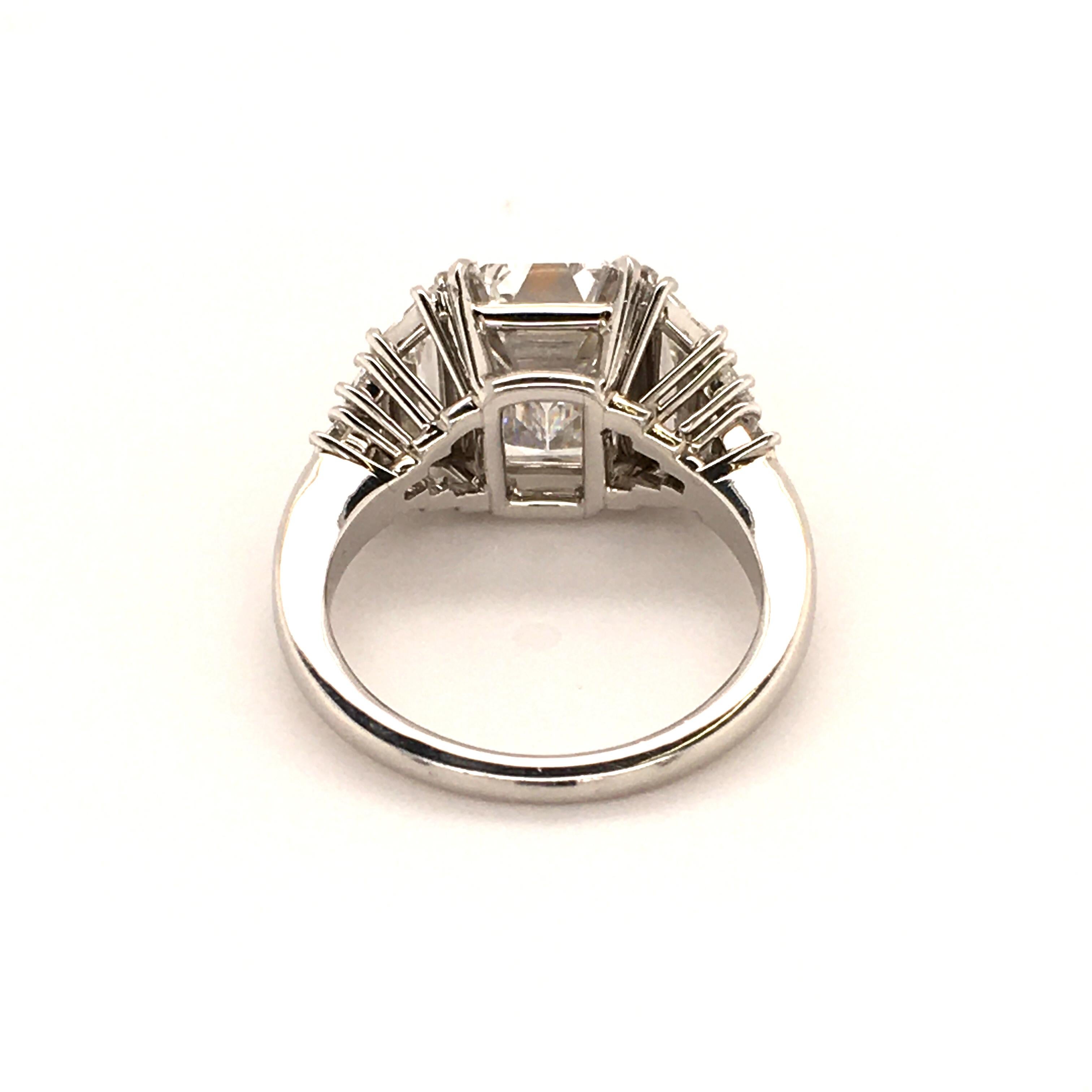 Harry Winston GIA-zertifizierter 4,63 Karat Diamantring aus Platin 950 mit Smaragdschliff 2