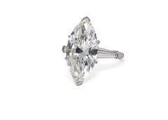 Harry Winston GIA Certified 8.54 Carat Marquise Diamond Three Stone Ring