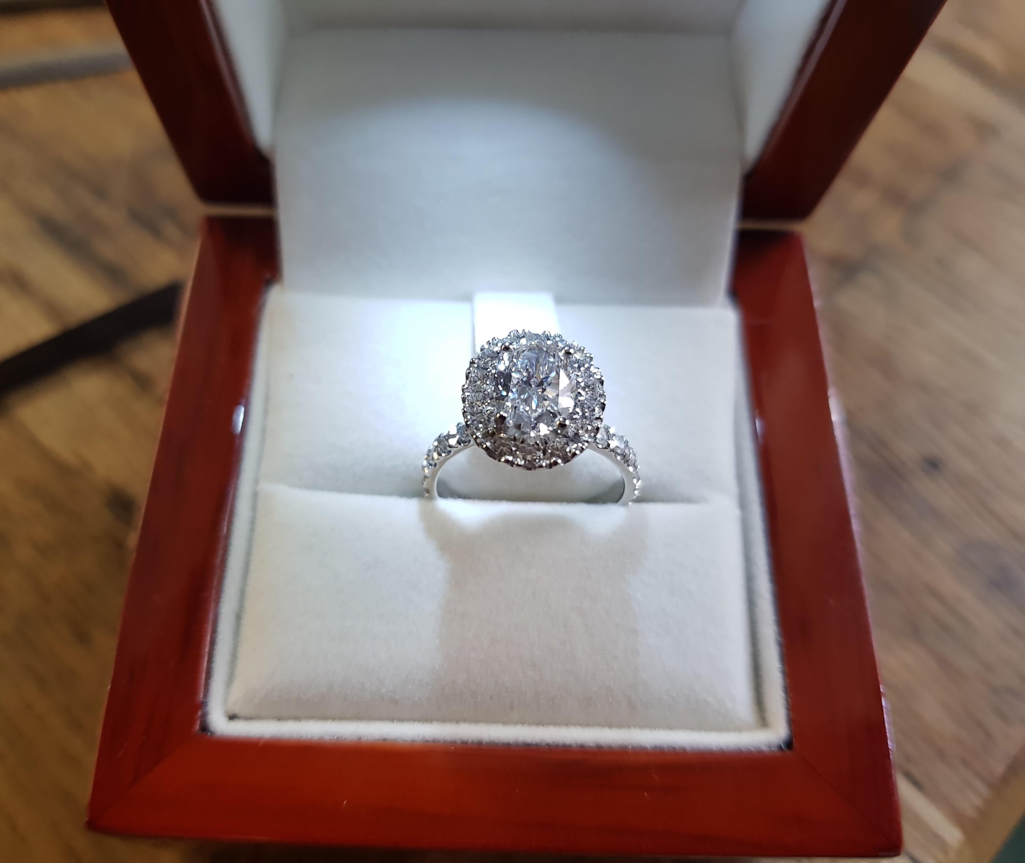 harry winston halo wedding ring