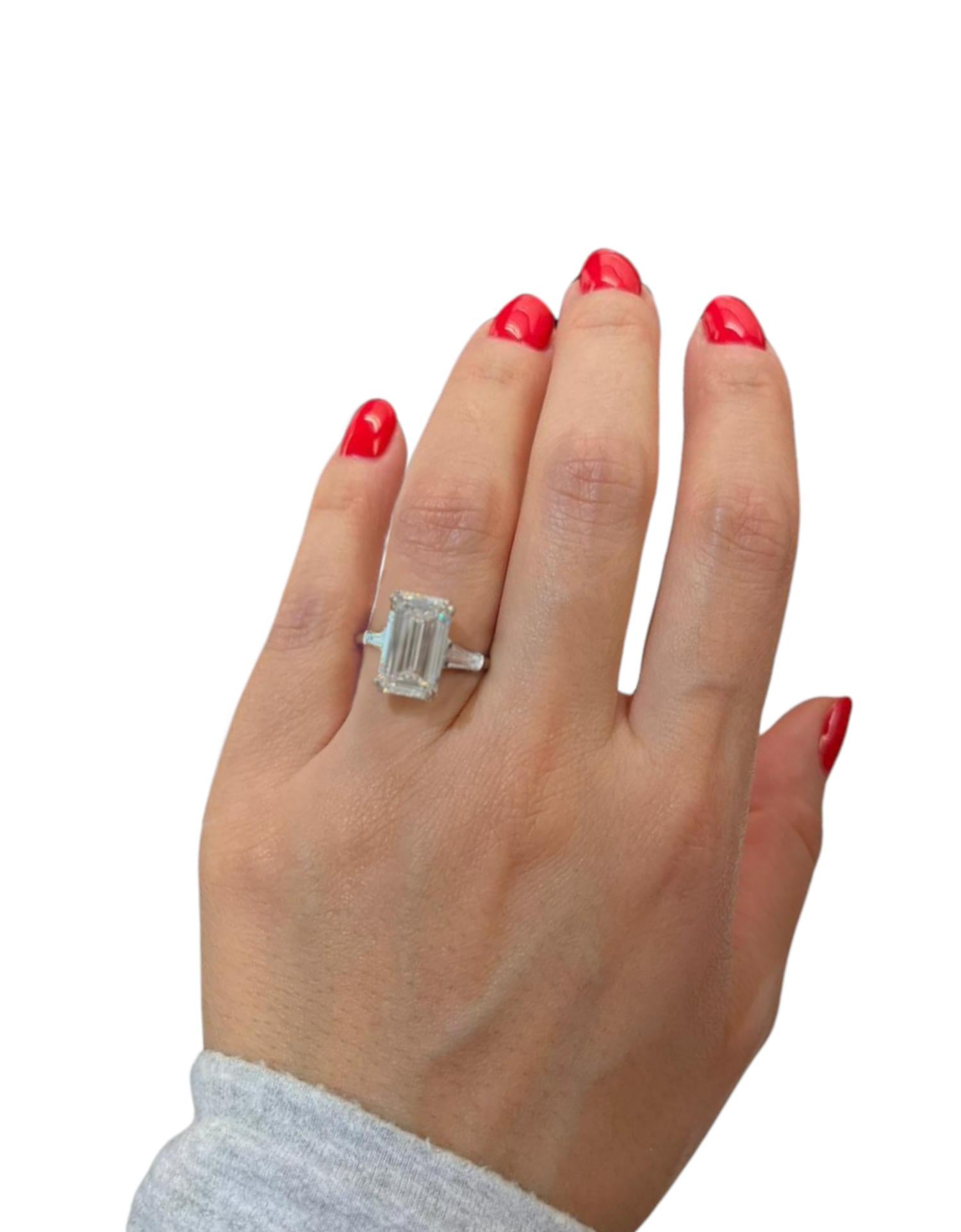 Women's or Men's HARRY WINSTON Investment grade D color Emerald Cut Diamond Ring For Sale