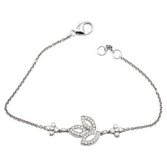 Harry Winston Lily Cluster Platinum Diamond Bracelet Retail $5, 200