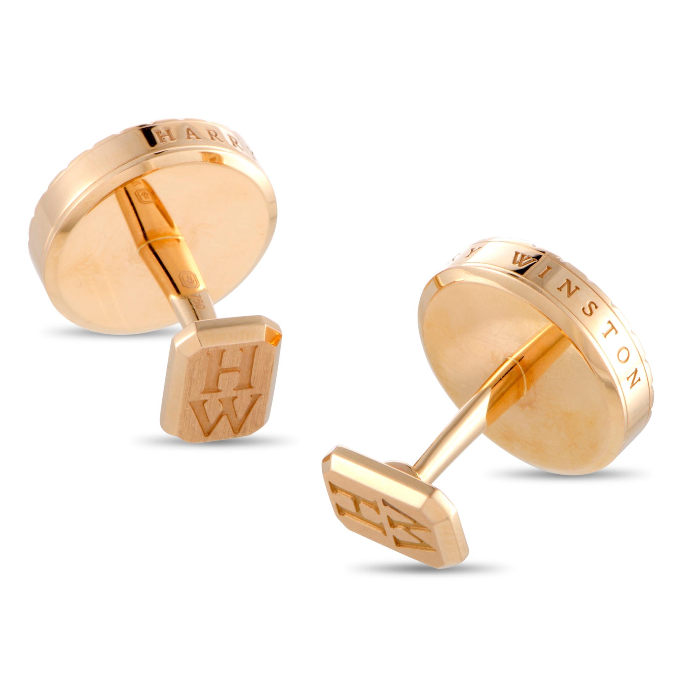 Accentuate your attire in an incredibly attractive fashion with these extraordinarily envisioned cufflinks from Harry Winston that boast enticingly imaginative design and exceptional craftsmanship quality. The pair is made of luxurious 18K yellow