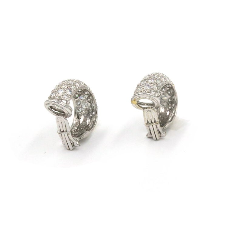 Harry Winston Pave Diamond Platinum Clip on Earrings In Excellent Condition For Sale In Naples, FL