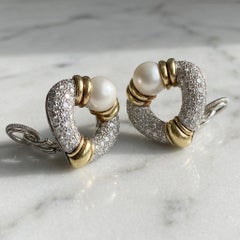 Harry Winston Pearl and Diamond Earrings Platinum and 18K Yellow Gold, Circa 198