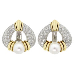 Harry Winston Pearl and Diamond Earrings Platinum and 18K Yellow Gold, Circa 198