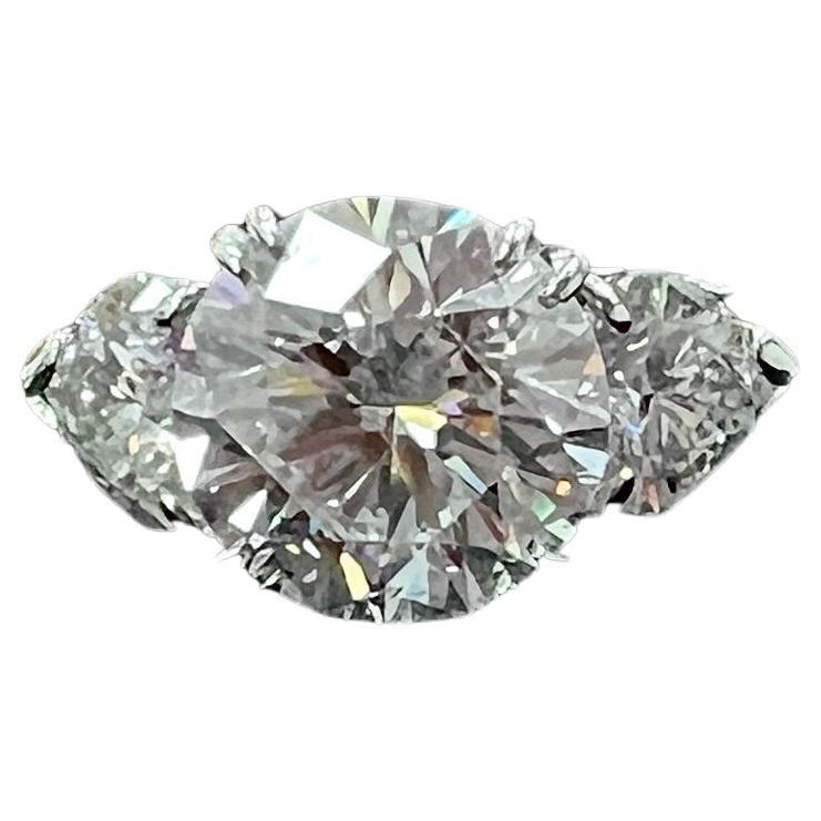 Harry Winston Platinum 4.05 cts Diamond Ring