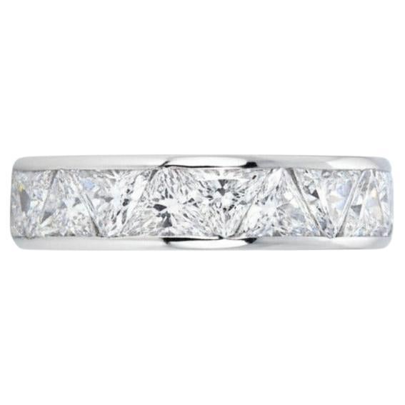 Is Harry Winston a luxury brand?