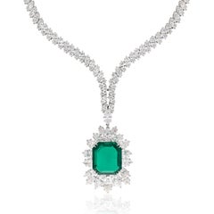 HARRY WINSTON Platinum And 18K White Gold Diamond And Emerald Necklace
